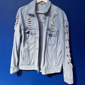 Best Jean Jacket EVER! Wearable for any occasion